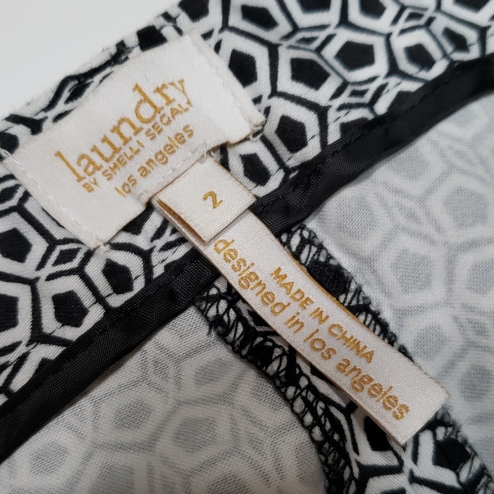 Laundry by Shelli Segal Geometric Print Crop Pant - Picture 11 of 13